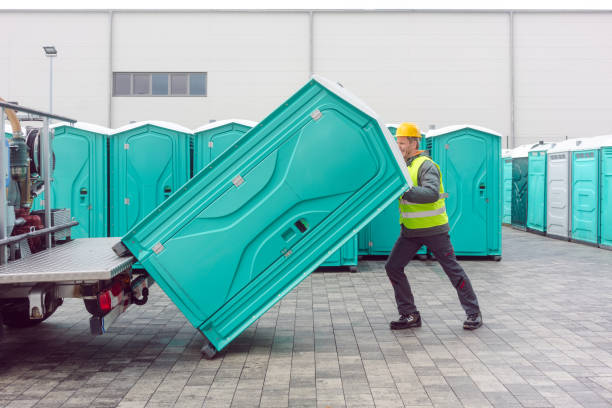 Best Porta potty rental near me  in Temperance, MI